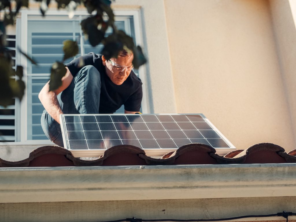 Von Solarchargern bis zu Rucksäcken - Innovationen für unterwegs Von Solarchargern bis zu Rucksäcken - Innovationen für unterwegs